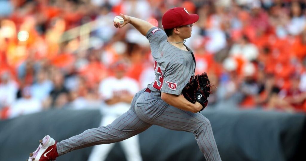 Oklahoma’s Braden Davis pitches a complete-game shutout against TCU.