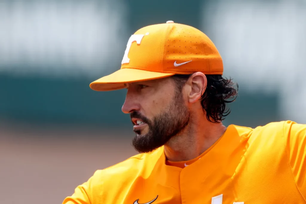 MLB Report: Tennessee Baseball Coach Tony Vitello has been charge with suspension for valuating MLB rules