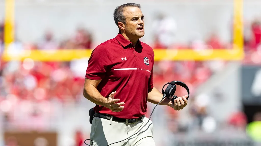 Heartbreaking News: Gamecocks Head Coach Shane Beamer Issued Divorce Letter…Read More