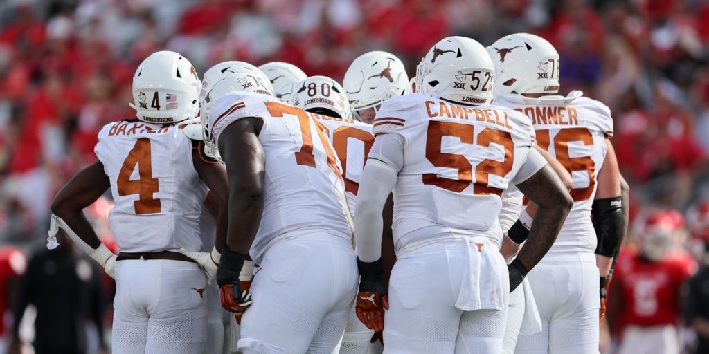 Victory Alarming: Texas Longhorns on the Favorable Side as Oklahoma’s Key Quarterback Suspended for Two Weeks