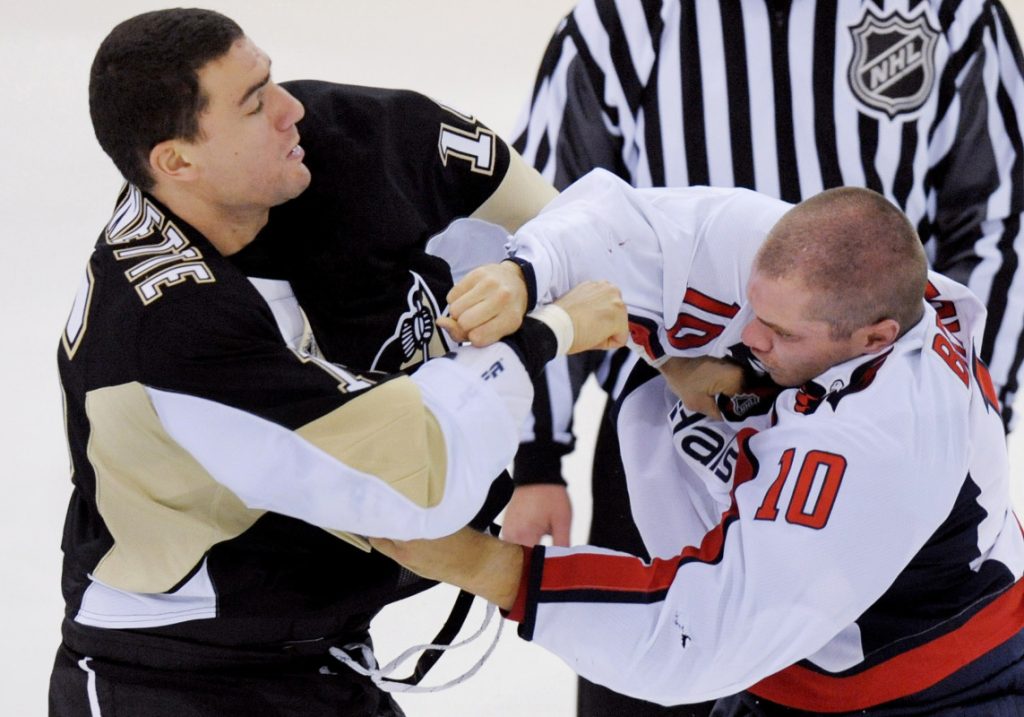 “I Am Coming Back”: Former NHL Star Paul Bissonnette, Whose Contract Was Terminated After Brutal Fight, Shocks Fans with Explosive Return Announcement..read more…