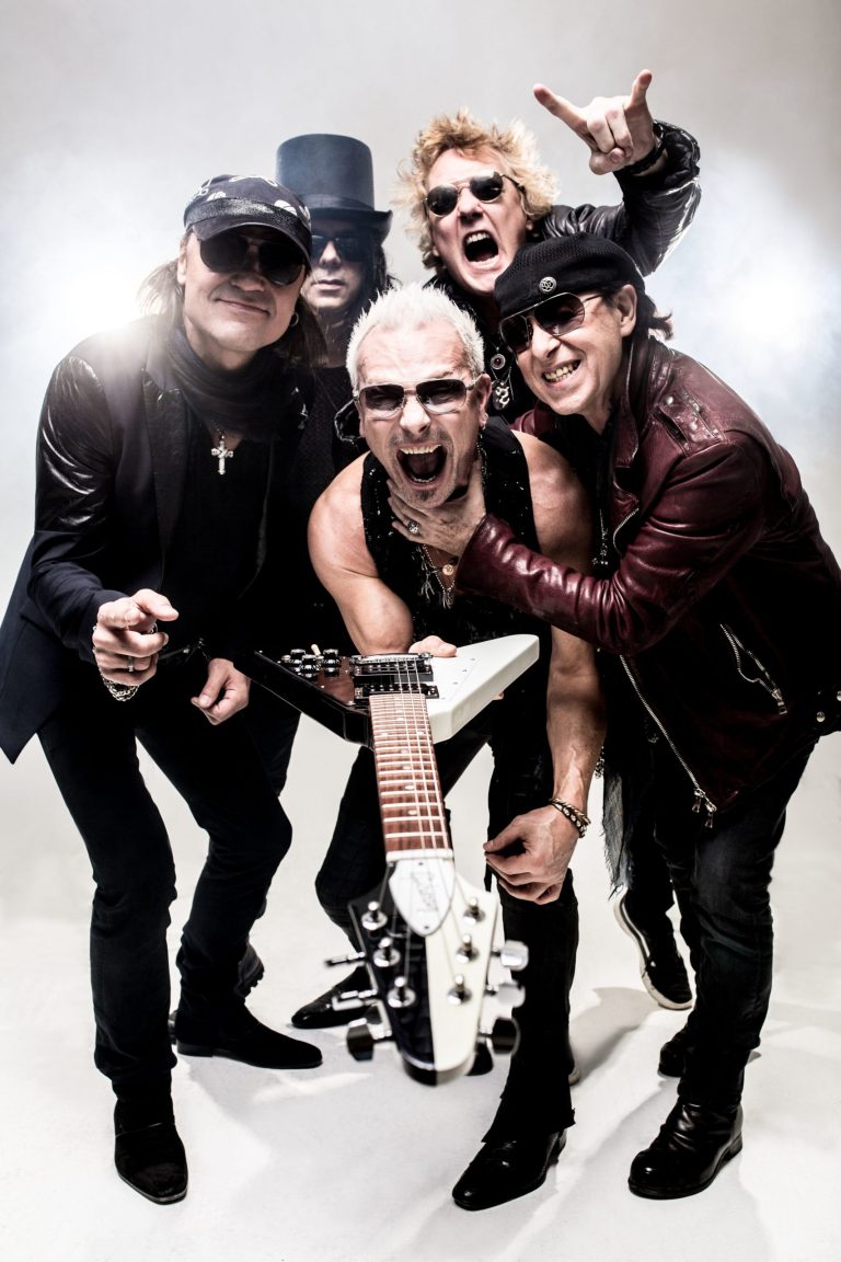 Scorpions_Return-To-Forever_c-Oliver-Rath_03-scaled