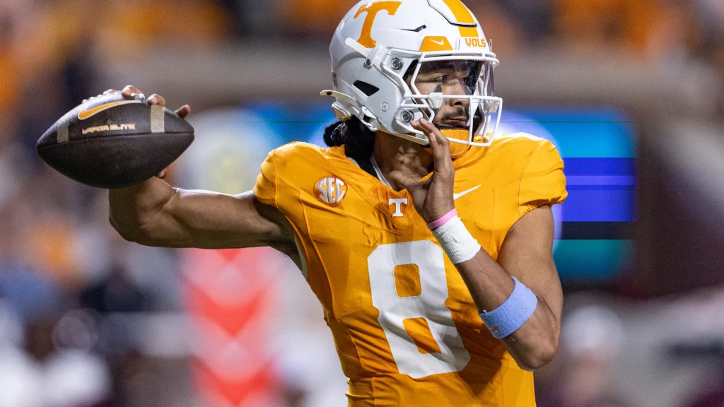 Tennessee Football QB Transfer News: Fans Shed Tears as Nico Iamaleava Announces His Final Year