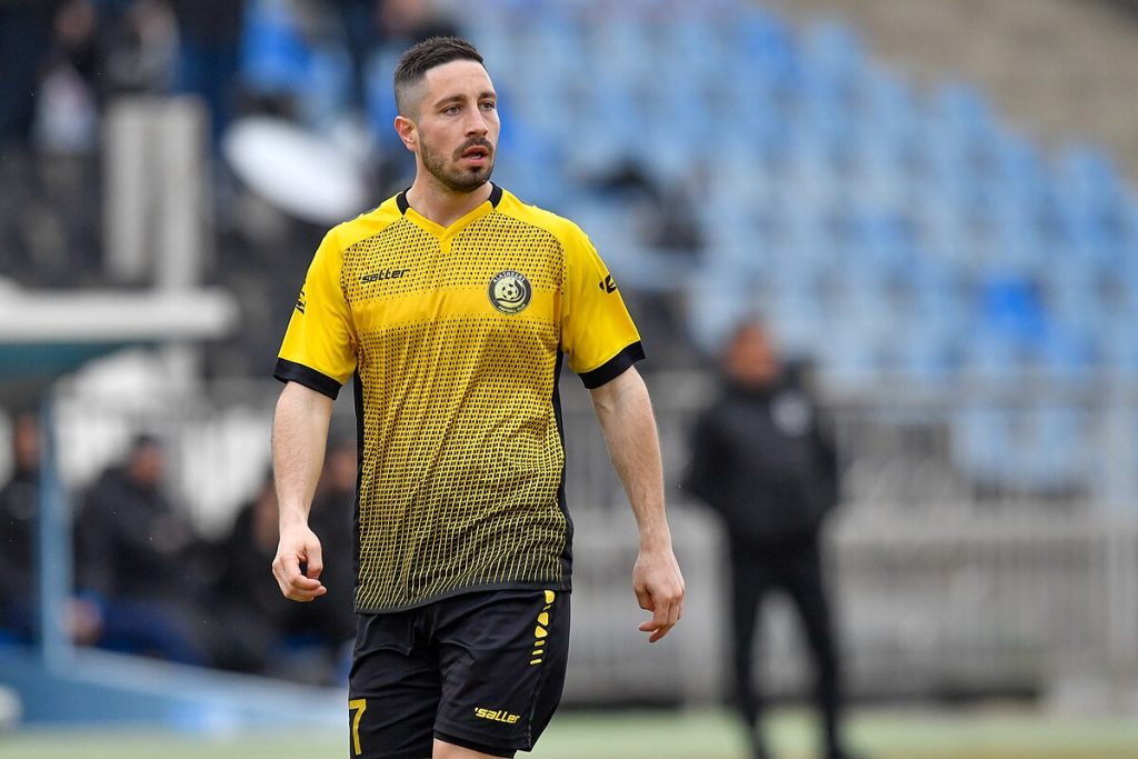 Alashkert's_defender_Mateo_Muzek