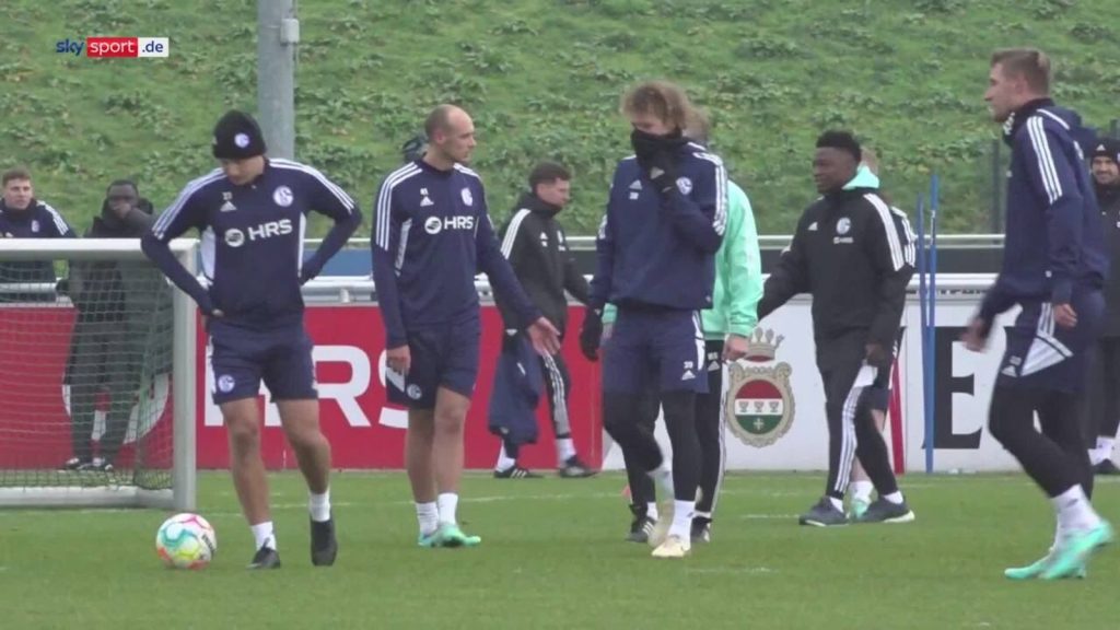 Schockierende Nachrichten: Kees van Wonderen suspendiert 5 Starspieler während einer Trainingseinheit aufgrund von…….