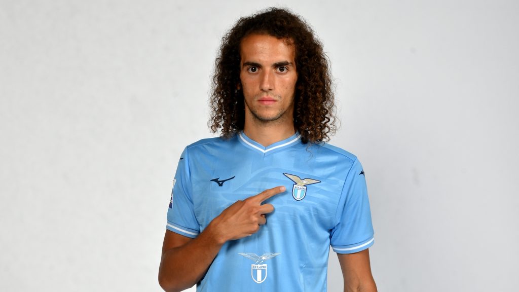 „Sto tornando: l’ex centrocampista della SS Lazio, Mattéo Guendouzi, rescinde il suo contratto con il Marsiglia, dichiarando che sarà… leggi di più.”