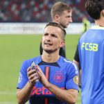 Jucătorul vedetă al FCSB, Marius Ștefănescu, a vorbit despre viitorul său la club, afirmând clar că este dedicat să rămână, în ciuda zvonurilor despre plecarea sa...