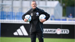 Riesiger Rückschlag: Kees van Wonderen plant, 5 Spieler von FC Schalke 04 auszuleihen – Ein Desaster