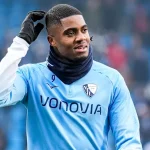Heiße Gerüchte: Ilyes Hamache winkt Schalke 04 zum Abschied – FC Köln vor Blitztransfer