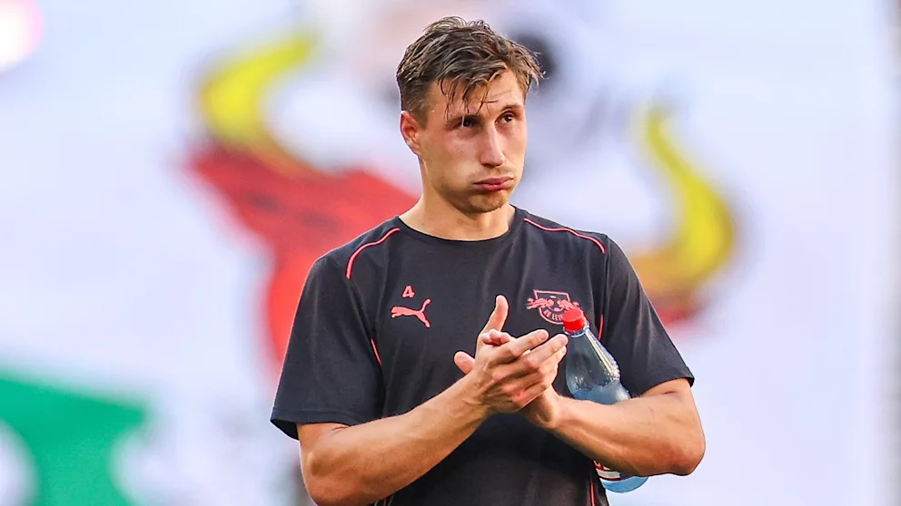 RB Leipzig – Aktuelle Gerüchte: Willi Orbán kündigt angeblich Wechsel nach Saudi-Arabien wegen seines Alters an