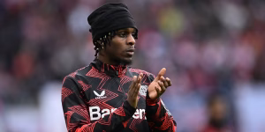 Mit tiefer Emotion: Jeremie Frimpong verabschiedet sich von der Bundesliga und beginnt ein neues Kapitel bei Liverpool