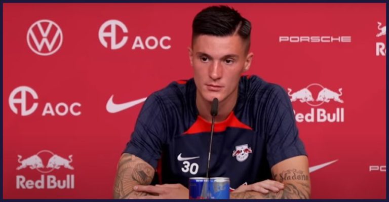 Offizielle Mitteilung: Benjamin Šeško verkündet, dass er Bayer Leverkusen bis auf Weiteres nicht verlassen wird