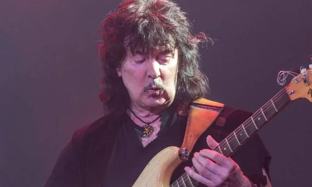 Breaking News: Ritchie Blackmore Defends Deep Purple Against Misconceptions in the Press