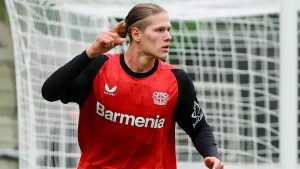 Eilmeldung: Artem Stepanov vor Wechsel zum FC Bayern München nach 22-Tore-Saison – Erste Transfergespräche verlaufen positiv