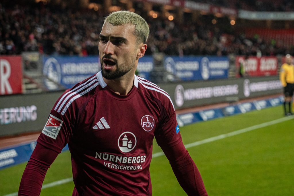 Transfer-Absage: 27-jähriger Stürmer Mahir Emreli verkündet offiziell, dass er den 1. FC Nürnberg vorerst nicht verlassen wird