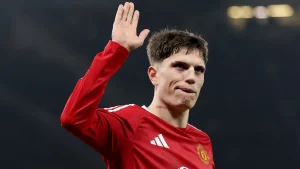Alejandro Garnachos Wechsel im Blick: Bayer Leverkusen in positiven Gesprächen mit Manchester United – talentierter Flügelspieler vor Abschied aus der Premier League