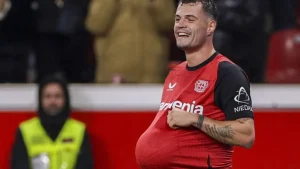 Exklusiv: Granit Xhaka bleibt der begehrteste Mittelfeldspieler – doch bekennt sich trotz mehrerer Angebote klar zu Bayer Leverkusen