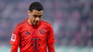 Neue Herausforderung beim FC Bayern: Vincent Kompany gibt zu, dass Jamal Musiala für sechs Wochen ausfällt.