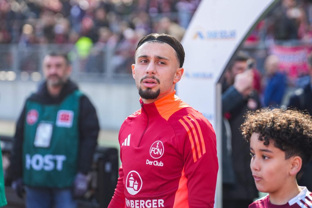 Ein Abschied mit Rückschlag: 1. FC Nürnberg droht Verlust von Nachwuchsstar Berkay Yılmaz durch ungeplantes Transfergeschäft