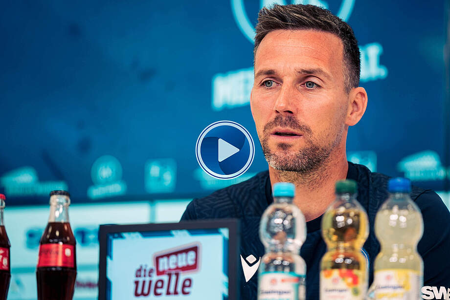 Heiße News: 1. FC Köln-Trainer Lukas Kwasniok sendet mit 7:0-Sieg eine deutliche Warnung an die Bundesliga-Rivalen