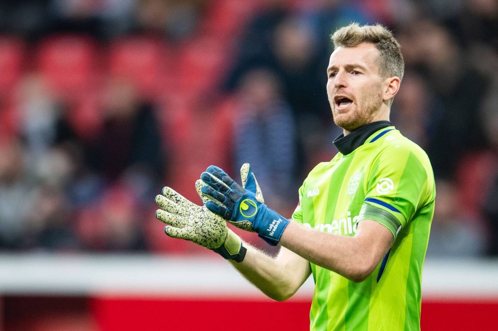 Perfekte Intuition: Bayer-04-Leverkusen-Kapitän Lukas Hradecky veröffentlicht Statement, das Fans erschüttert