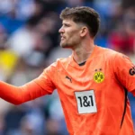 Schlechte Nachrichten bei Borussia Dortmund: Gregor Kobel droht mit Abschied, wenn Gehaltsforderungen nicht erfüllt werden