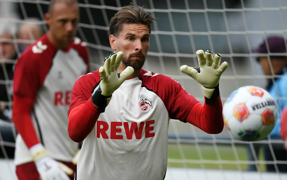 Überraschendes Comeback: Ron-Robert Zieler vergisst den 1. FC Köln nie – trotz Abschiedswelle von Hannover 96